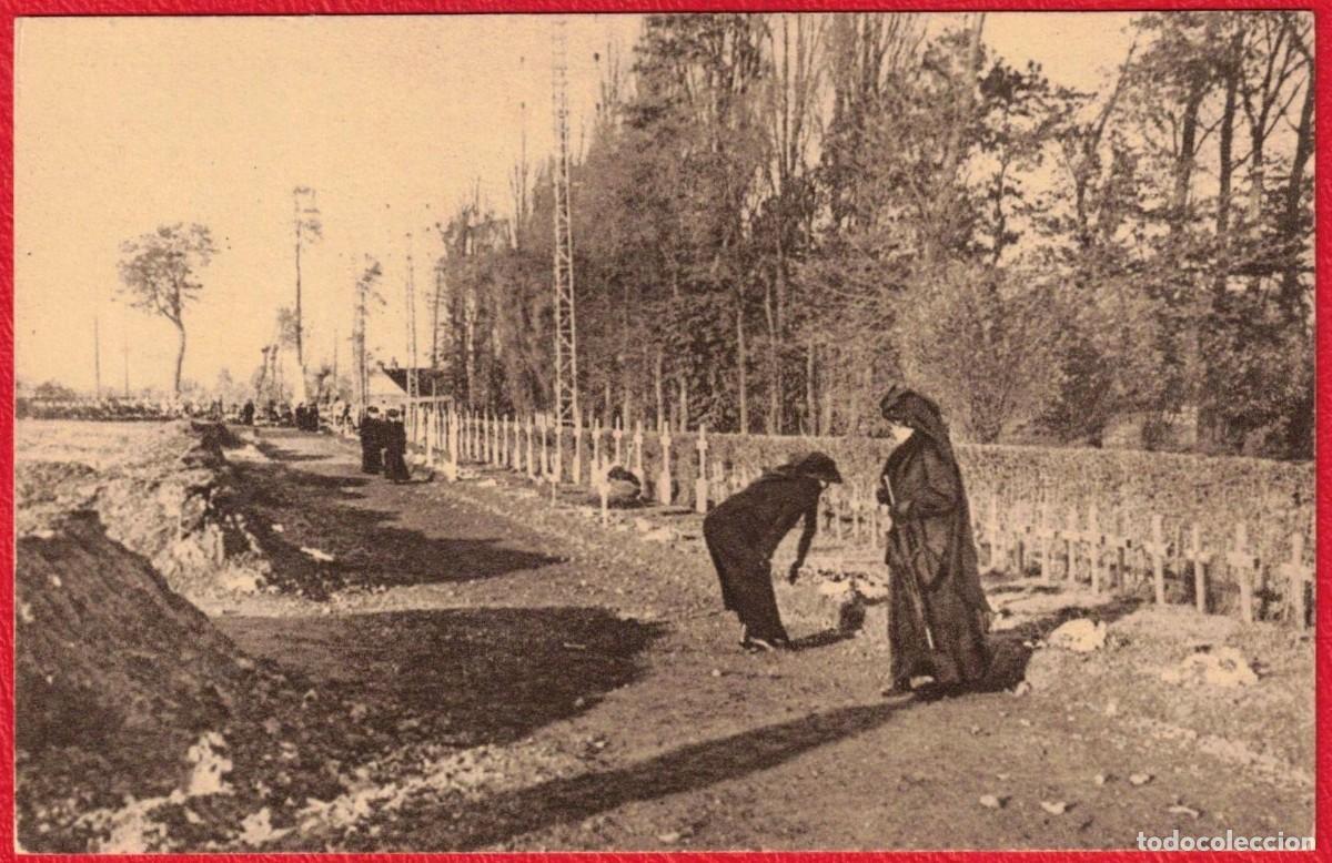 Militaria: 1&ordf; Guerra Mundial Mujeres Francesas Buscando Tumbas de Soldados 1916 Original Hist&oacute;rico