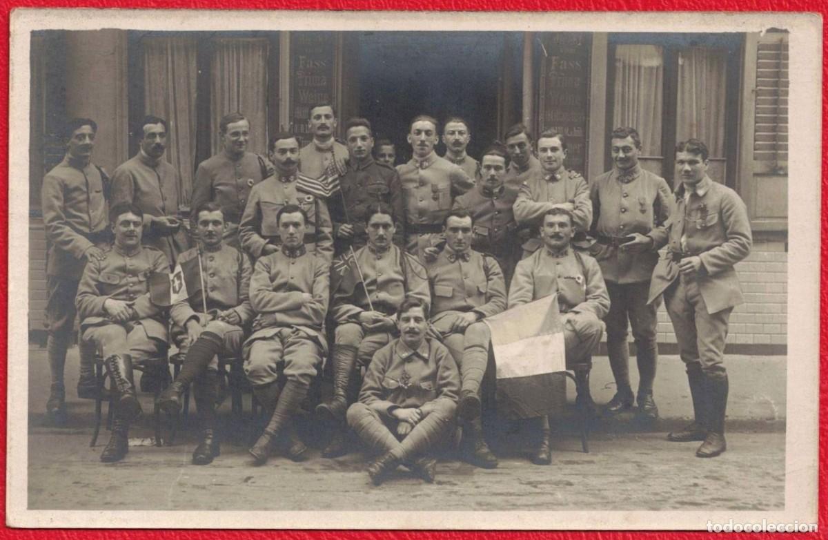 Militaria: 1&ordf; Guerra Mundial Soldados Aliados con Banderas Conmemoraci&oacute;n 14 Julio 1919 Original