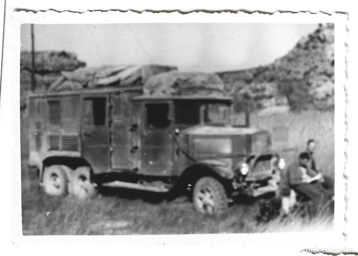 Militaria: 1938ca Fotograf&iacute;a guerra civil veh&iacute;culo Henschel 33 D1 Legi&oacute;n C&oacute;ndor FOTO SPORT BURGOS LEER