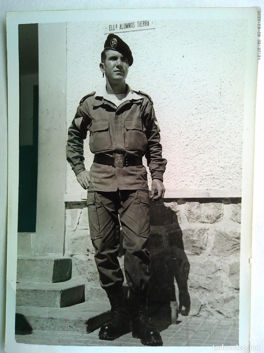 Militaria: AVIACION - BRIGADA PARACAIDISTA : FOTO DE PARACA CON BOINA
