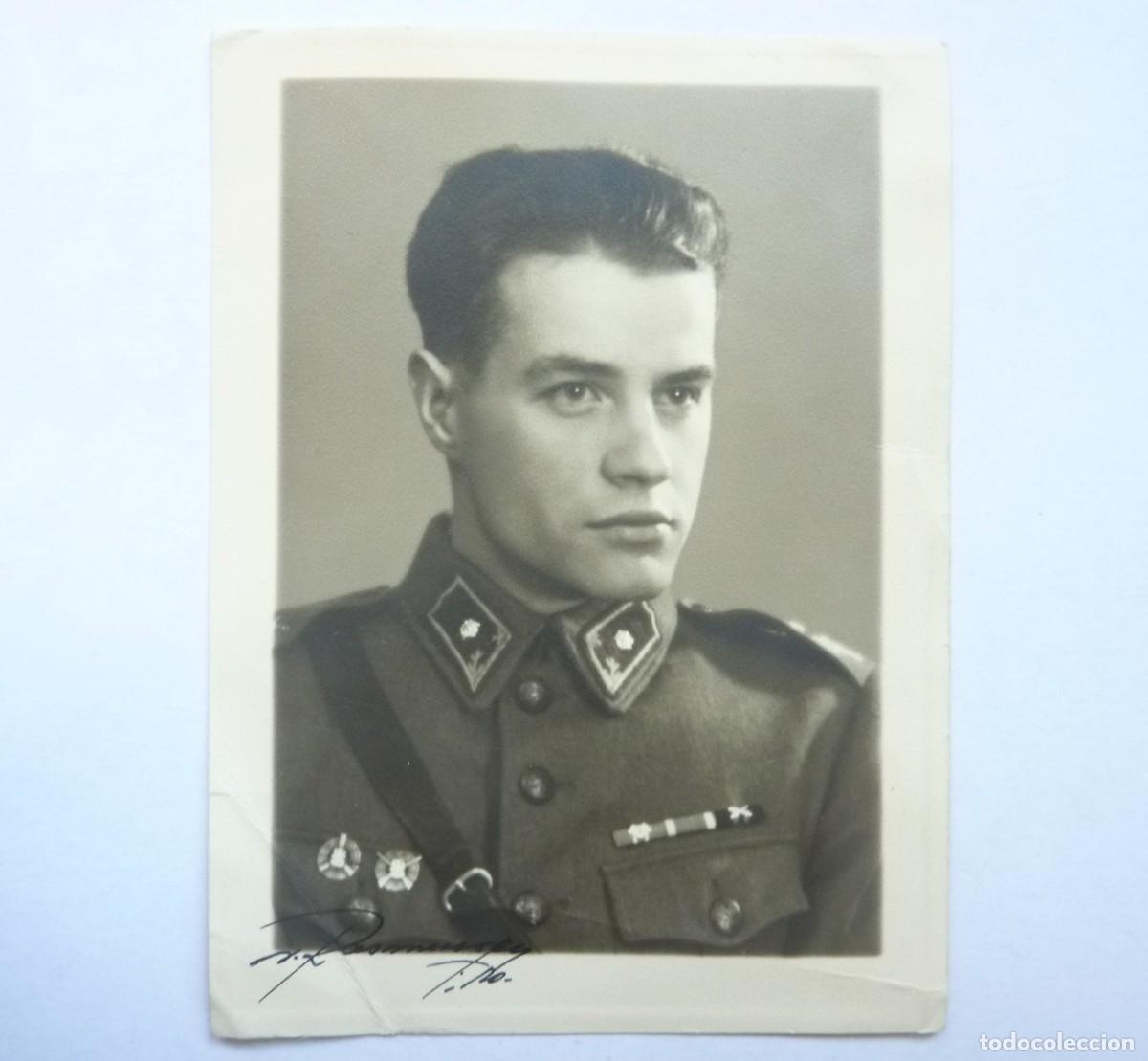 Militaria: Finlandia: Fotograf&iacute;a alf&eacute;rez finland&eacute;s condecorado - 1943 - Segunda Guerra Mundial