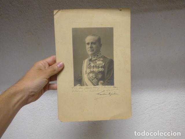 Militaria: Antigua fotografia firmada de Florestan Aguilar, asistente medico dentista del Rey Alfonso XIII