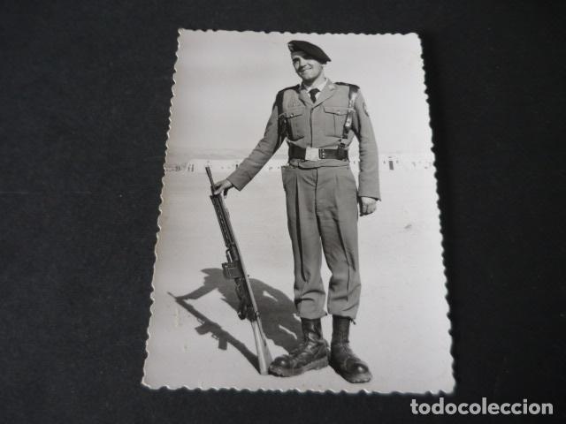 Militaria: AAIUN SAHARA ESPA&Ntilde;OL SOLDADO EJERCITO DEL AIRE PARCAIDISMO ANTIGUA FOTOGRAFIA 7 X 10 cm