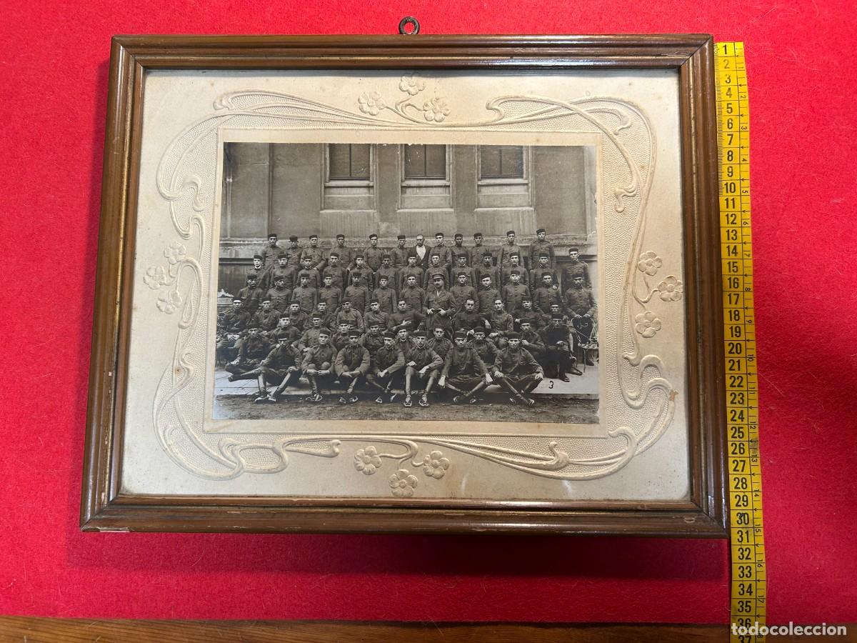 Militaria: fotografia militar compa&ntilde;ia de artilleria en su marco original 30 x 37 de 1908 - 1914
