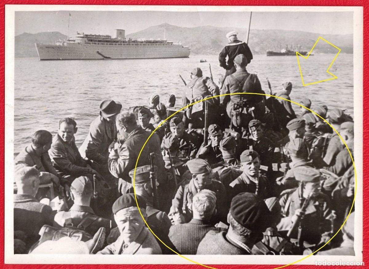 Militaria: Legi&oacute;n Condor embarcando en el Puerto de Vigo - Guerra Civil Espa&ntilde;ola 1939 - Original de prensa