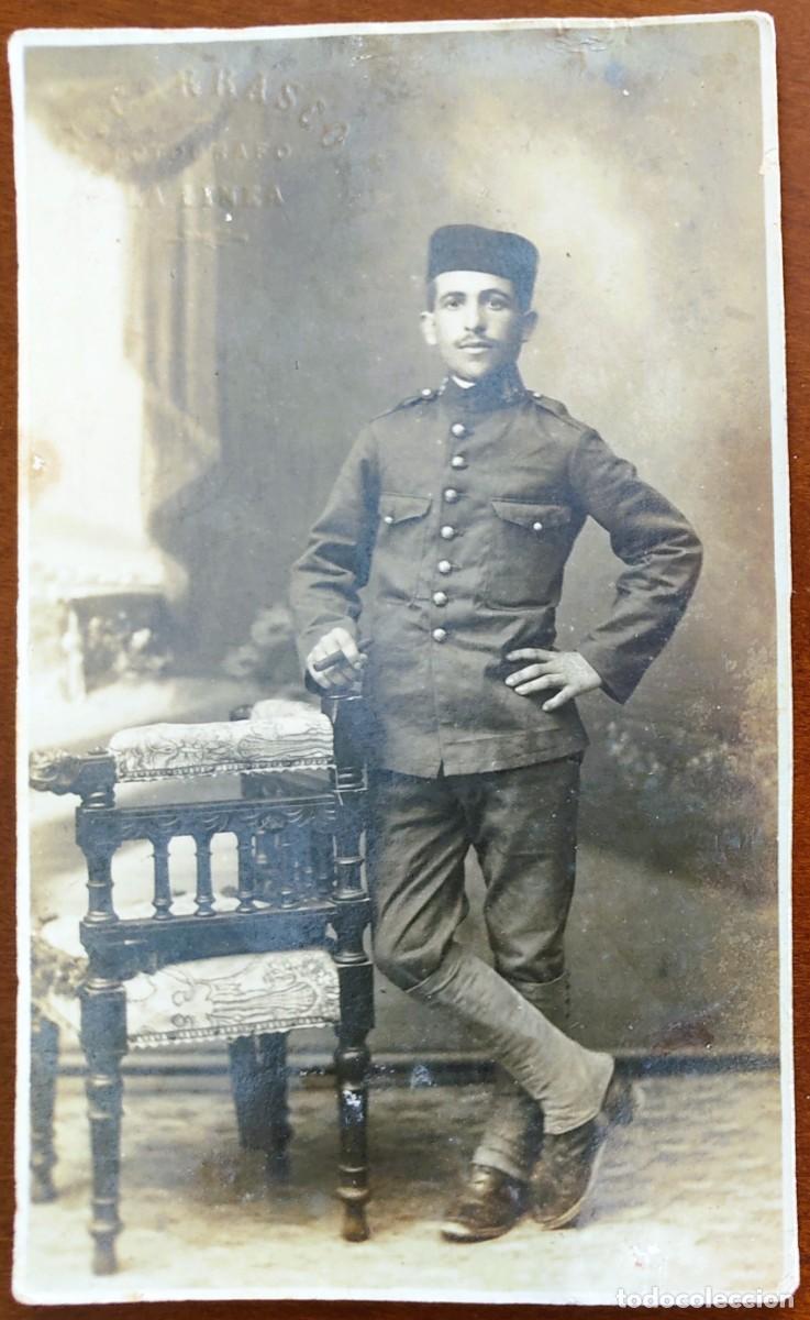 Militaria: FOTOGRAF&Iacute;A MUY ANTIGUA DE UN MILITAR DE LA 4 - FOT&Oacute;GRAFO J. CARRASCO, DE LA L&Iacute;NEA