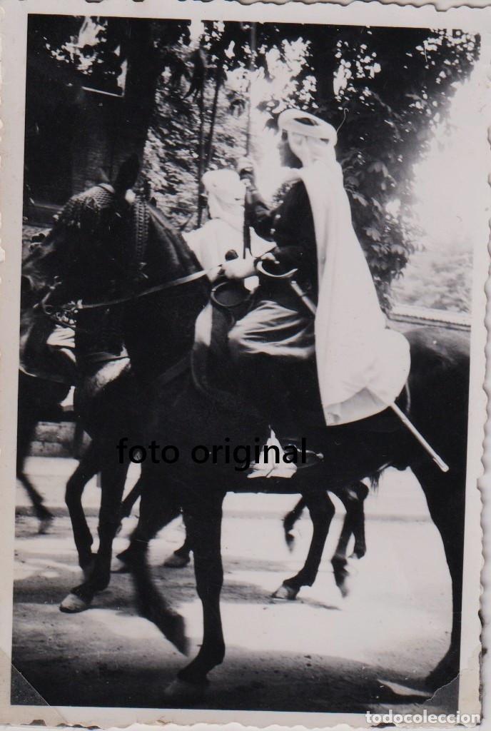 Militaria: DESFILE BURGOS EL ESPOLON GUARDIA MORA DE FRANCO GUERRA CIVIL