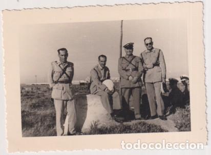 Militaria: Infanter&iacute;a de marina San Fernando (C&aacute;diz) Al Dorso: Un capit&aacute;n y 3 Brigadas. A&ntilde;o 1955. Foto malet