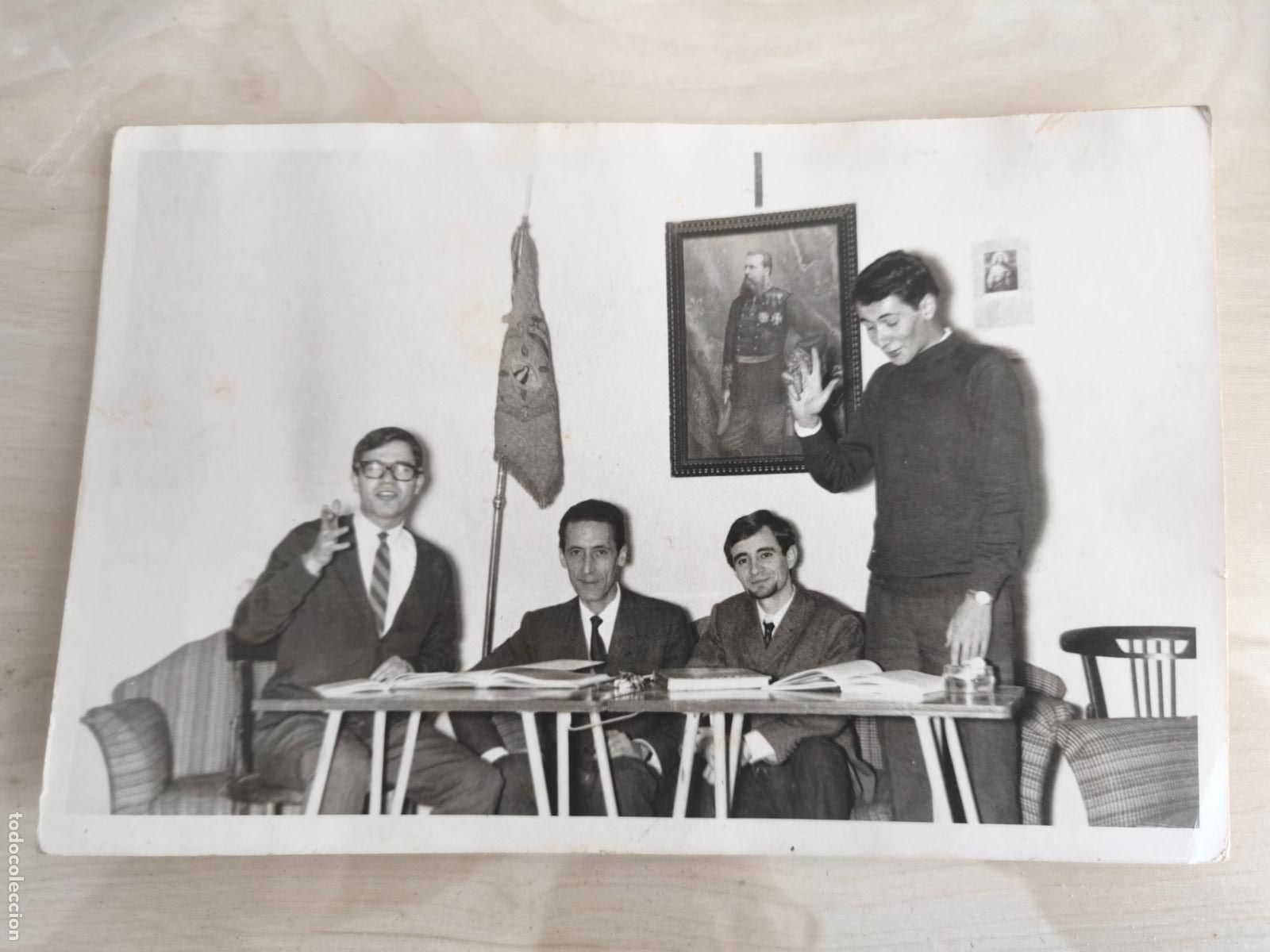 Militaria: Despacho de Santander de los requetes. 1967. Foto Francisco Garzo