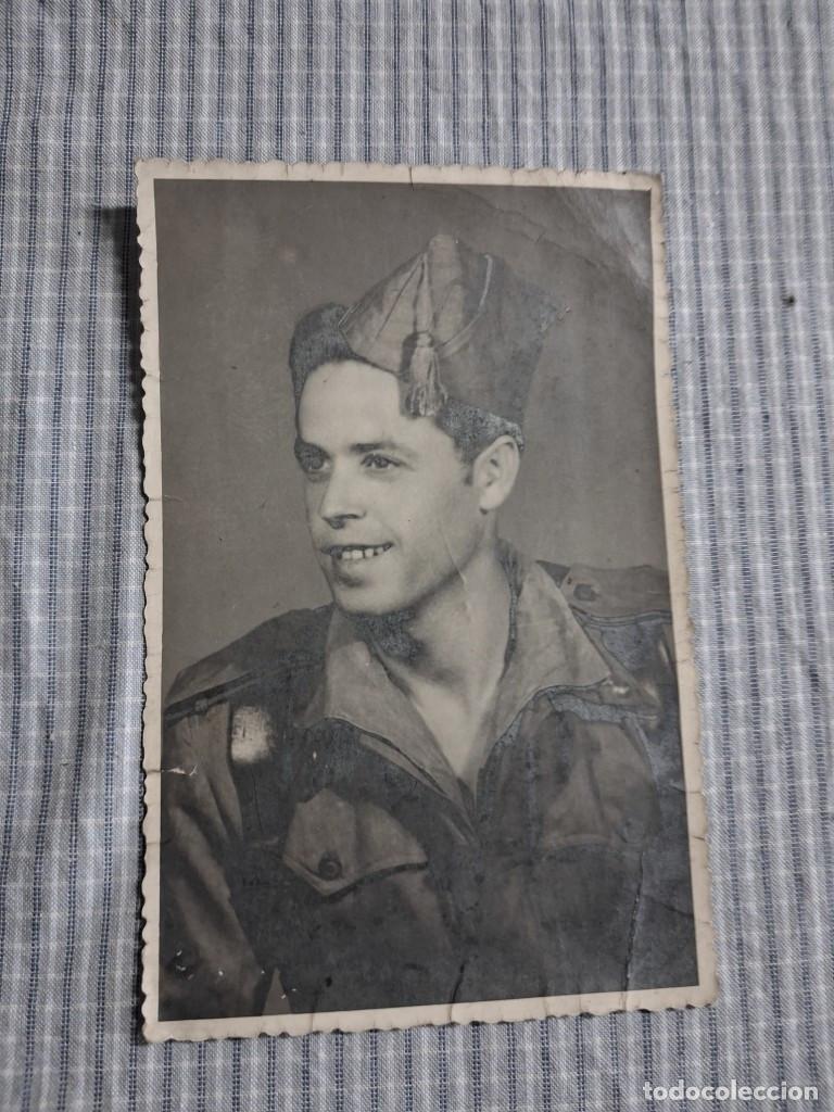 Militaria: Fotograf&iacute;a Militar. Septiembre 1958. Larache. Reflejos.