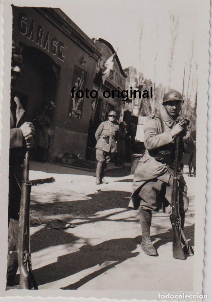 Militaria: SOLDADOS CTV ITALIANOS VIGILANCIA EN LUGAR POR IDENTIFICAR GUERRA CIVIL