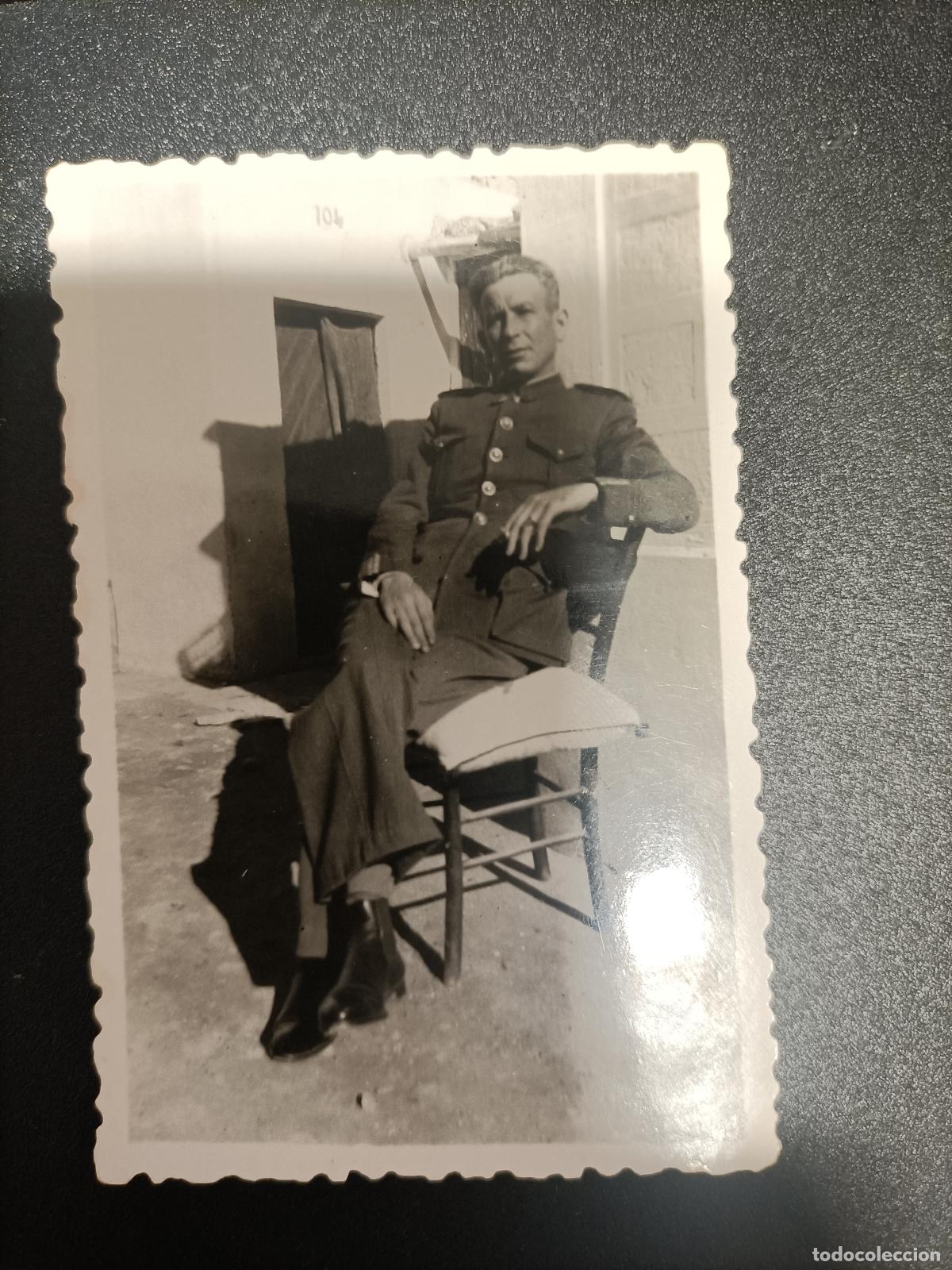 Militaria: FOTOGRAFIA RETRATO DE UNA GAURDIA CIVIL PAPEL FOTOGRAFICO VELOX 5,7 X 8.7 CENTIMETROS