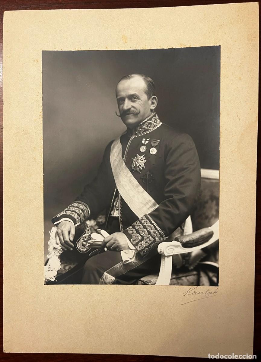 Militaria: Fotograf&iacute;a de &Aacute;lvaro de Figueroa y Torres, Conde de Romanones. Firmada en la parte inferior por Kaul