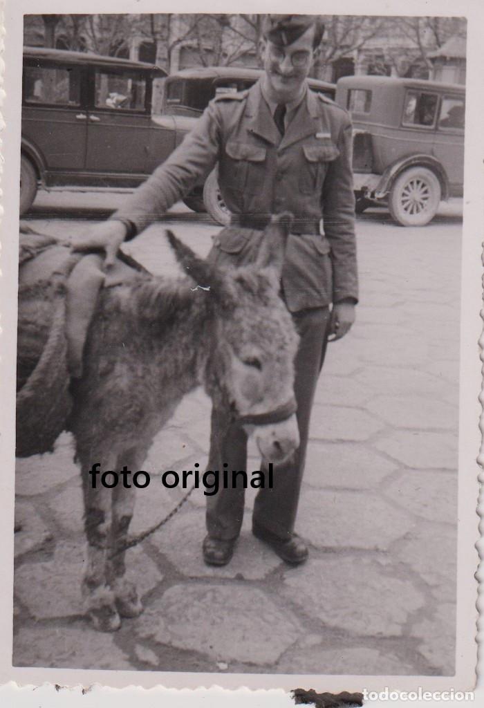 Militaria: OFICIAL LEGION CONDOR CON MASCOTA CIUDAD ESPA&Ntilde;OLA GUERRA CIVIL