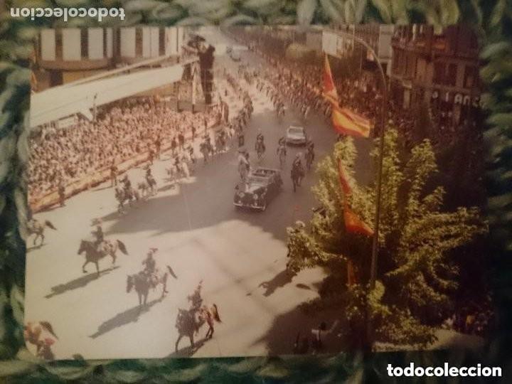Militaria: FOTO DESFILE MILITAR - DIA NACIONAL DE ESPA&Ntilde;A - NO PONE FECHA, IMAGINO QUE A&Ntilde;OS 70