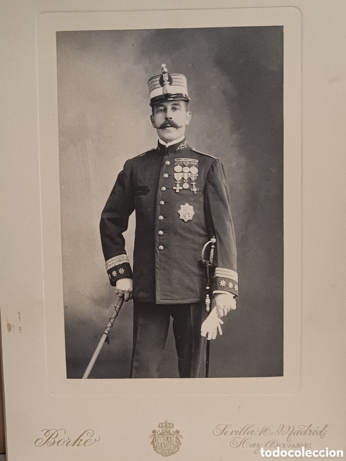 Militaria: FOTO BORKE: INSPECTOR DE SANIDAD MILITAR JAIME SANCHEZ LAPRESA DEDICADA AL SENADOR LUIS PALOMO