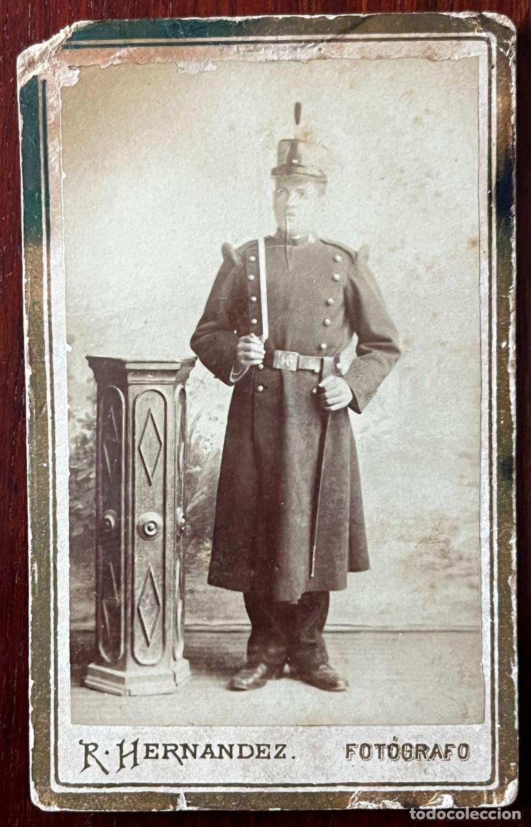 Militaria: Fotograf&iacute;a de militar, epoca de Alfonso XIII, fotografia de R. Hernandez, tama&ntilde;o carte de visite 11
