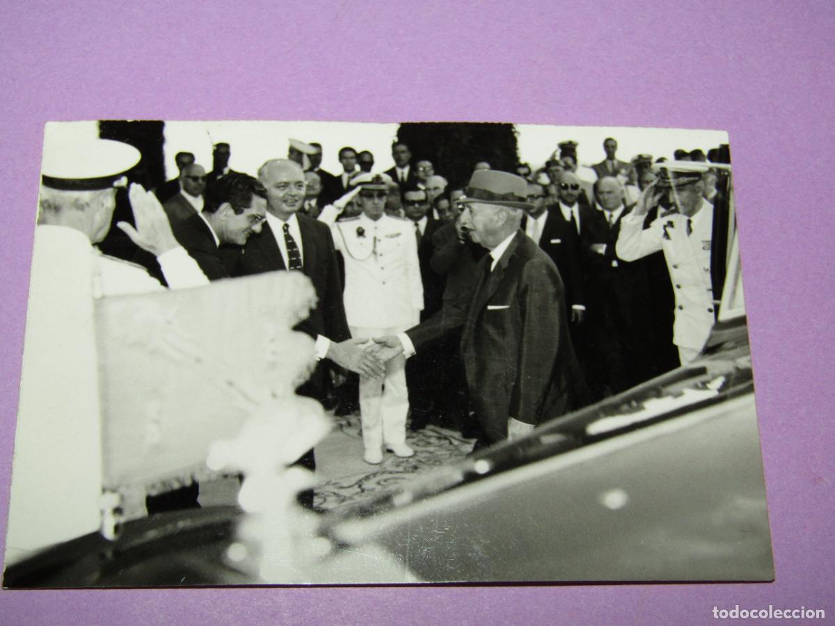 Militaria: Antigua Fotograf&iacute;a Original con FRANCO Reportaje de su Visita a Valencia - A&ntilde;o 1960-70s.