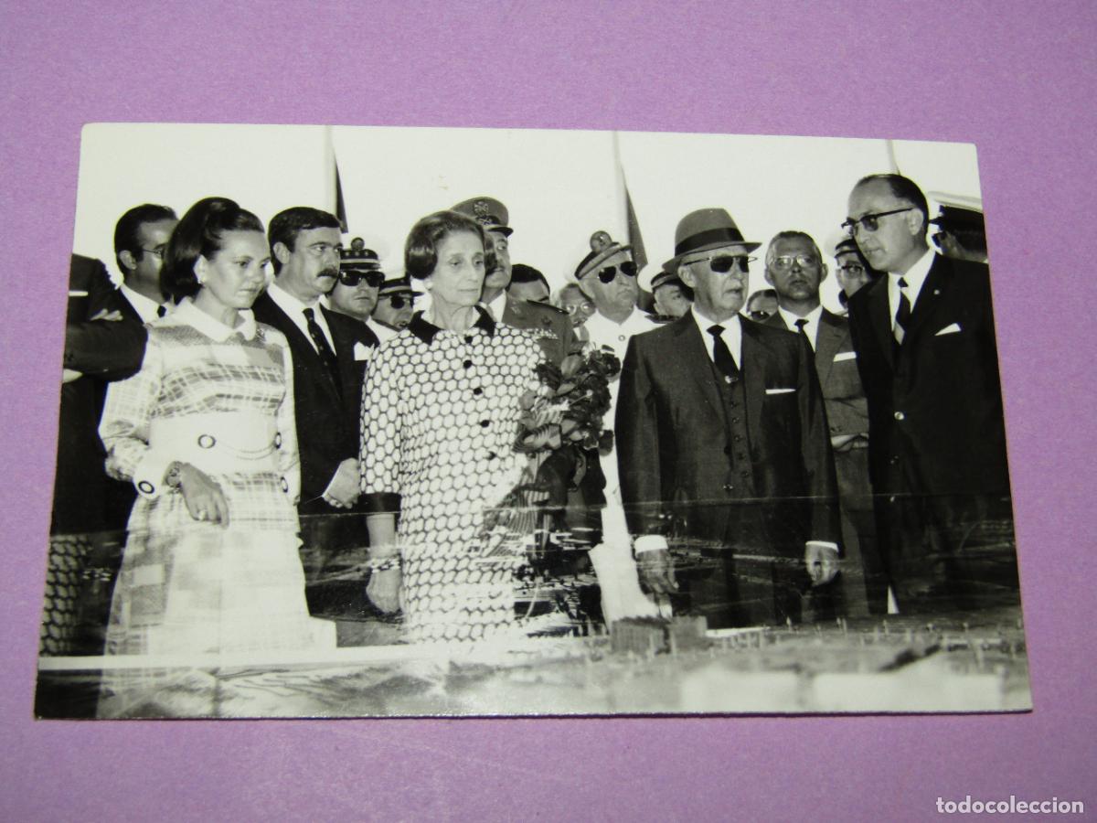 Militaria: Antigua Fotograf&iacute;a Original con FRANCO Reportaje de su Visita a Valencia - A&ntilde;o 1960-70s.