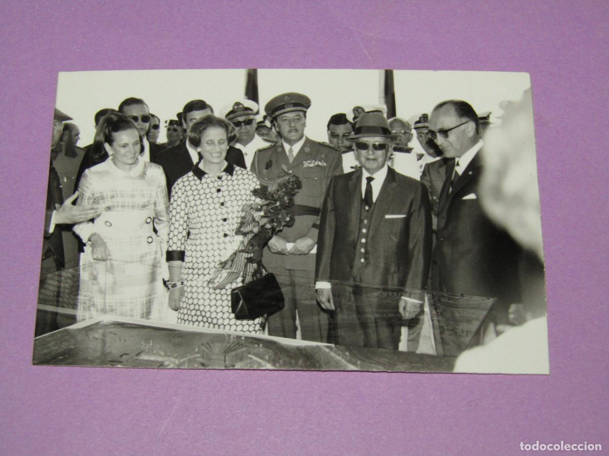 Militaria: Antigua Fotograf&iacute;a Original con FRANCO Reportaje de su Visita a Valencia - A&ntilde;o 1960-70s.