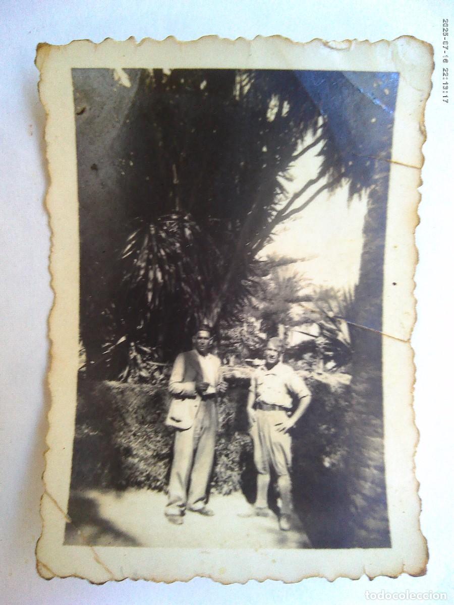 Militaria: GUERRA CIVIL : FOTO DE MILITAR Y PAISANO , OCTUBRE 1938