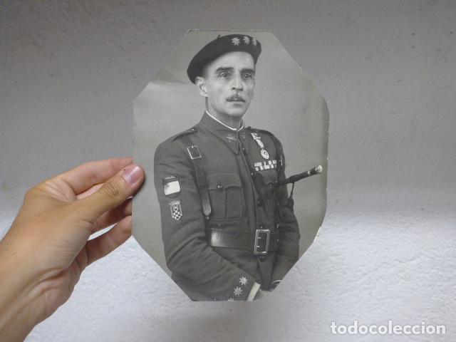 Militaria: Antigua gran fotografia original de la Division Azul de un Teniente Coronel.
