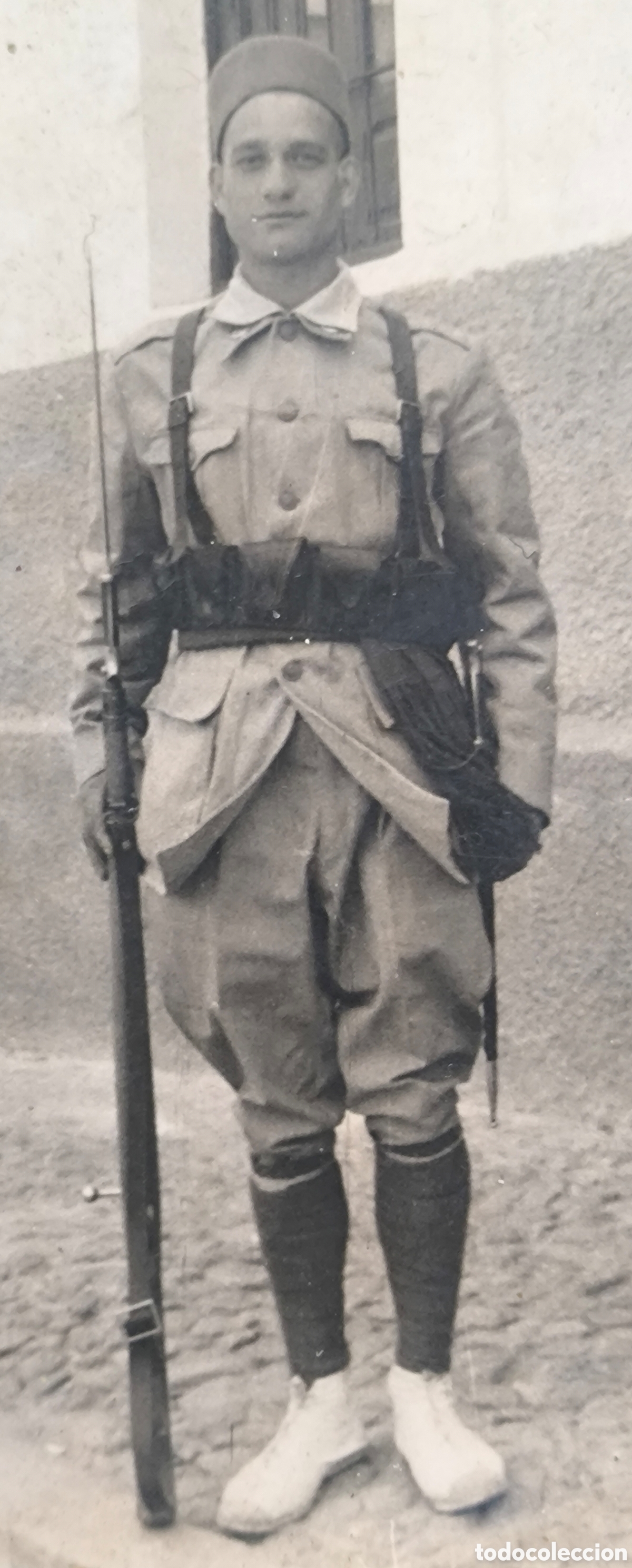 Militaria: SOLDADO TROPA DE REGULARES FOTOGRAF&Iacute;A MELILLA C. 1930