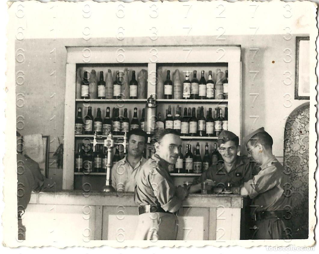 Militaria: MELILLA 1941 CANTINA CUARTEL? FOTOGRAFIA MUY ANTIGUA 9X6 FAMILIA CHOCLAN CALAHORRO B44