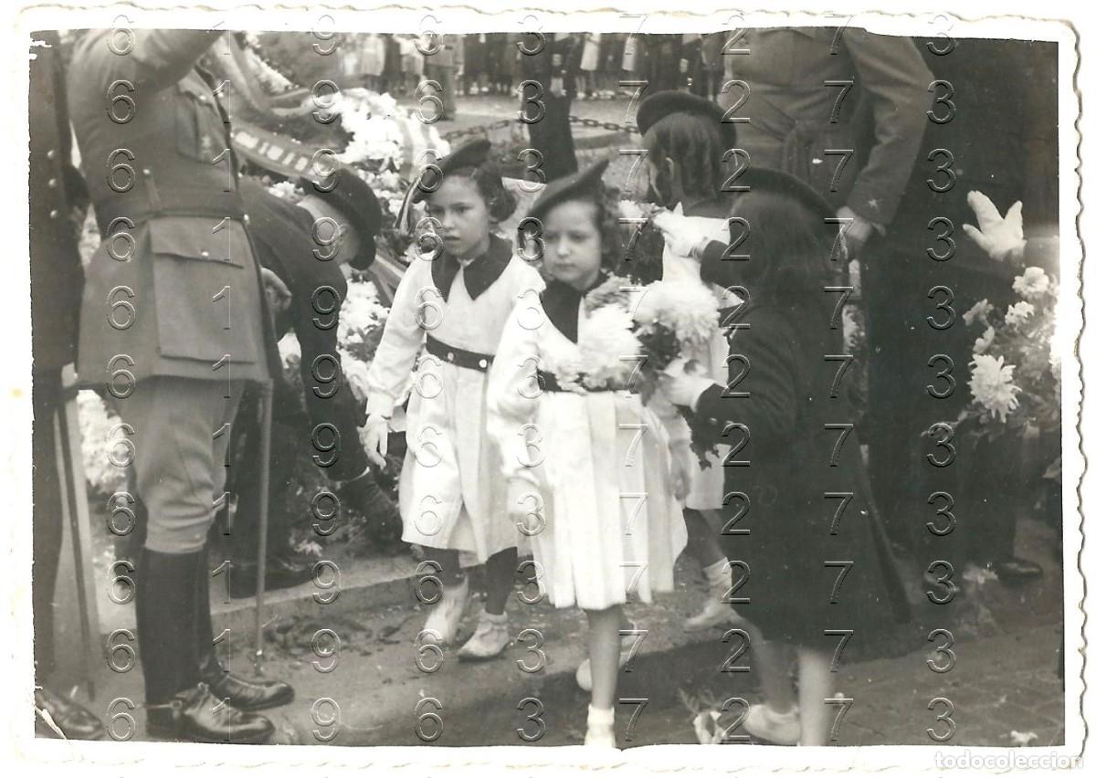 Militaria: MELILLA OFRENDA A LOS CAIDOS FOTOGRAFIA UNICA 11X8 FAMILIA CHOCLAN CALAHORRO B44