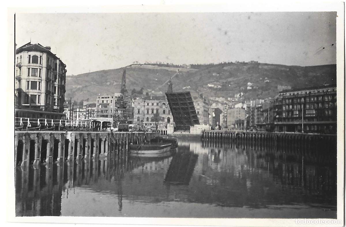 Militaria: 1937-38 Fotograf&iacute;a guerra civil vista r&iacute;a Bilbao con los restos del puente ayuntamiento volado LEER