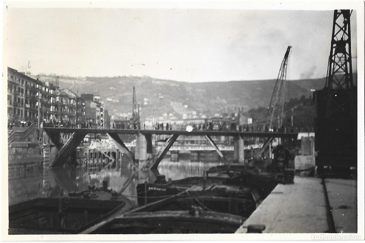 Militaria: 1937 Fotograf&iacute;a guerra civil puente provisional Arenal y pasarelas despu&eacute;s de la toma de Bilbao