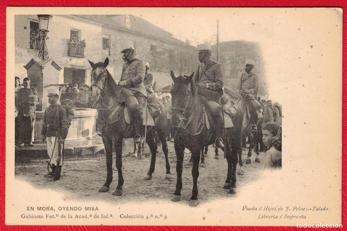 Militaria: En Mora, oyendo misa - Gabinete fotografico de la Academia de Infanteria Viuda e Hijos de F. Pelaez
