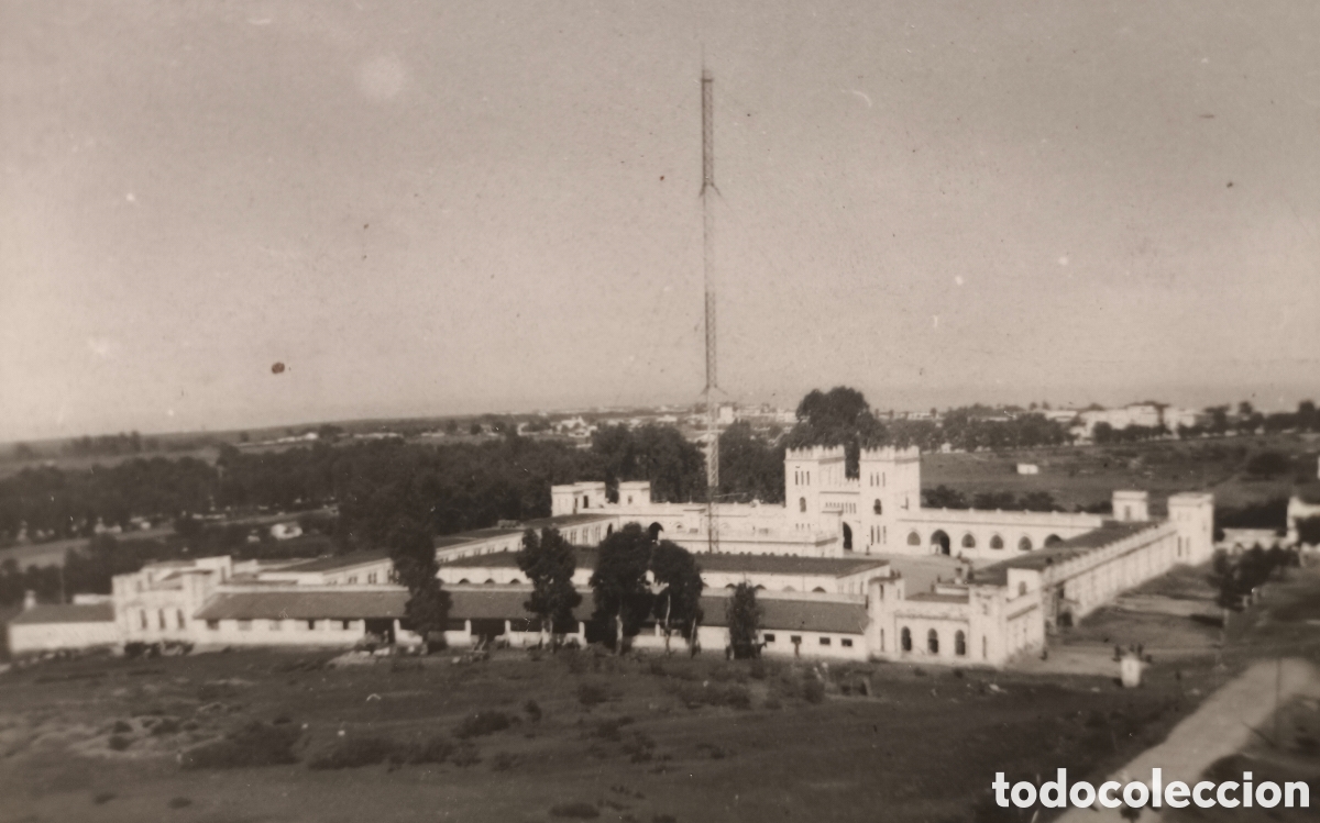 Militaria: LARACHE FOTOGRAF&Iacute;A CUARTEL MILITAR ACUARTELAMIENTO AUTO - RADIO 1943
