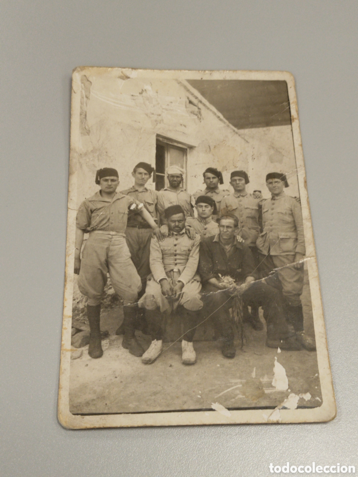 Militaria: Fotograf&iacute;a guerra civil militar.bando nacional.falange.franco requete.legionarios.patriotico