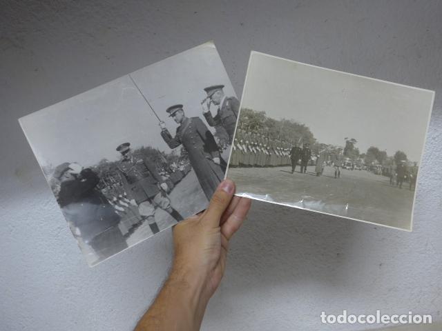 Militaria: Lote de 2 antiguas fotografias grandes de Franco con desfile de militares