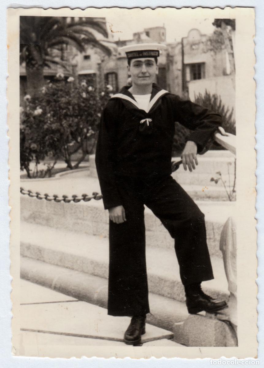 Militaria: Joven marinero. Cuartel de Instrucci&oacute;n, Cartagena, Murcia. A&ntilde;os 60 g aa