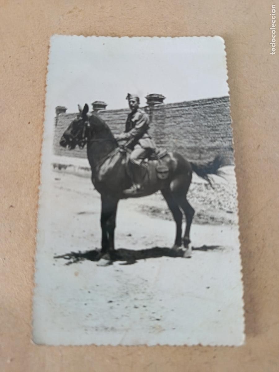 Militaria: ANTIGUA FOTO DE MILITAR A CABALLO. 9 X 12 CM APROX.