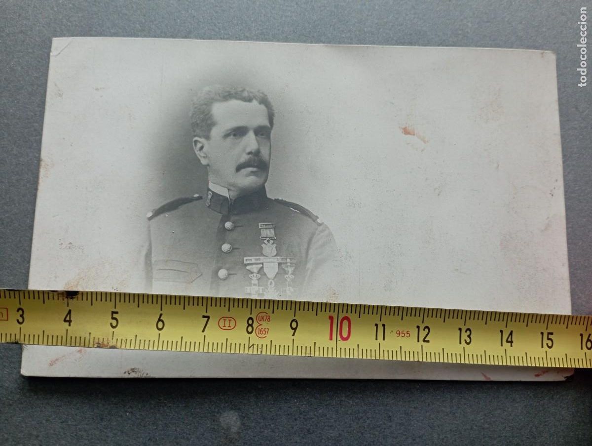 Militaria: Oficial condecorado. &Eacute;poca Alfonso XIII. Filipinas.