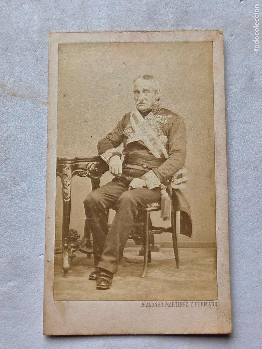 Militaria: FOTO MILITAR CONDECORADO ALONSO MARTINEZ MADRID CARTE VISITE Z1