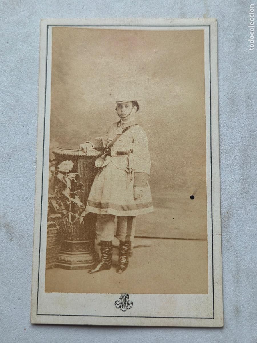 Militaria: FOTO COHNER MILITAR CUBA HABANA NI&Ntilde;A TRAJE MILITAR CARTE VISITE Z1