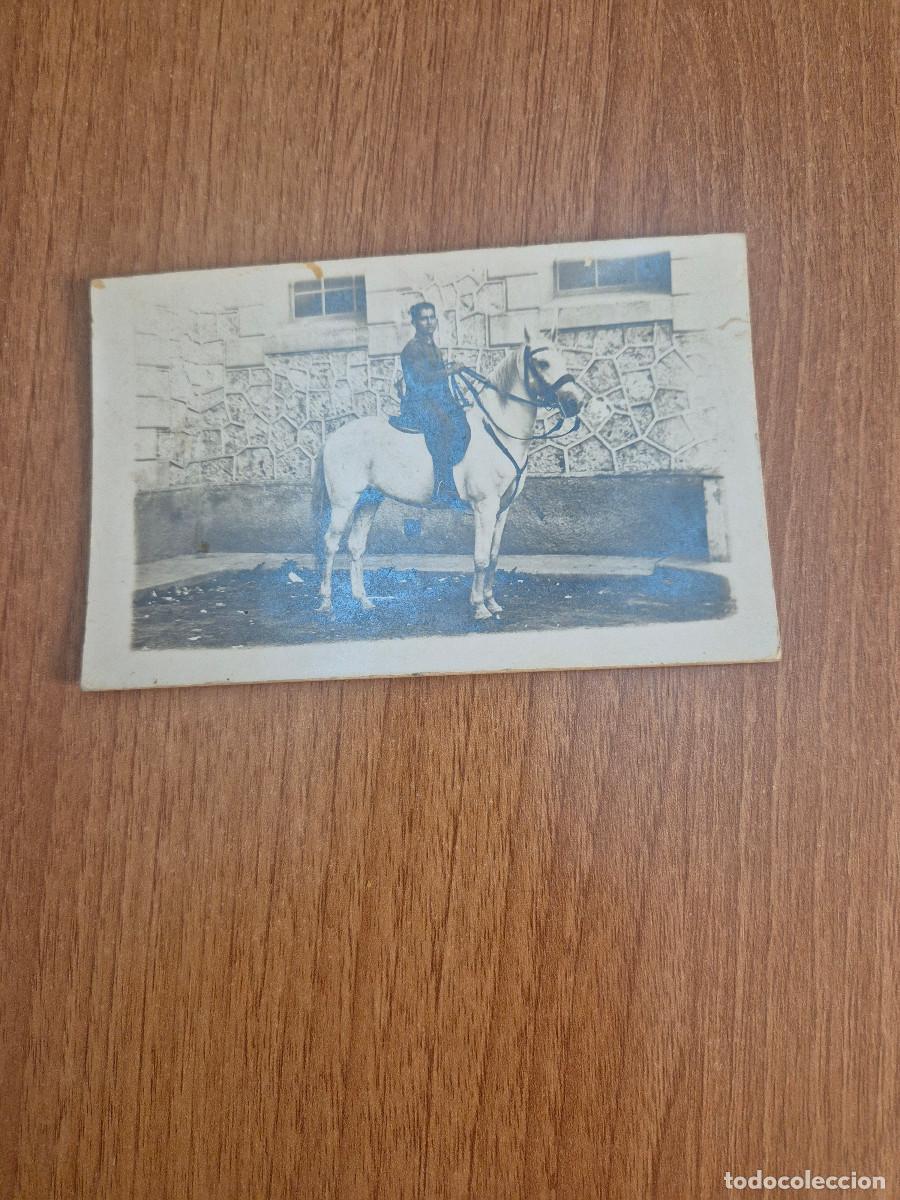 Militaria: ANTIGUA FOTO MILITAR MONTANDO A CABALLO, FOTO J. SBERT MAHON.