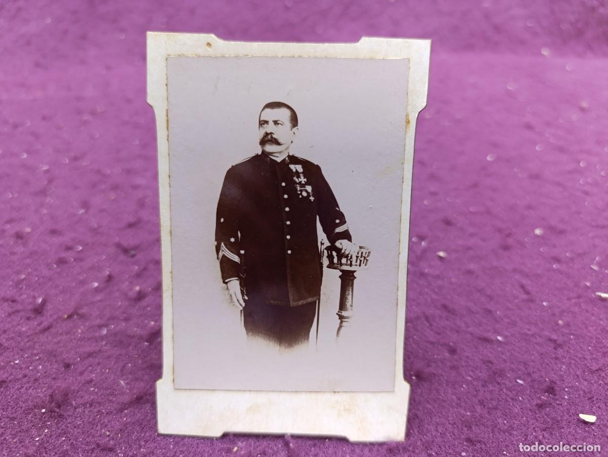 Militaria: Antigua fotograf&iacute;a en b/n, militar, con notas al dorso