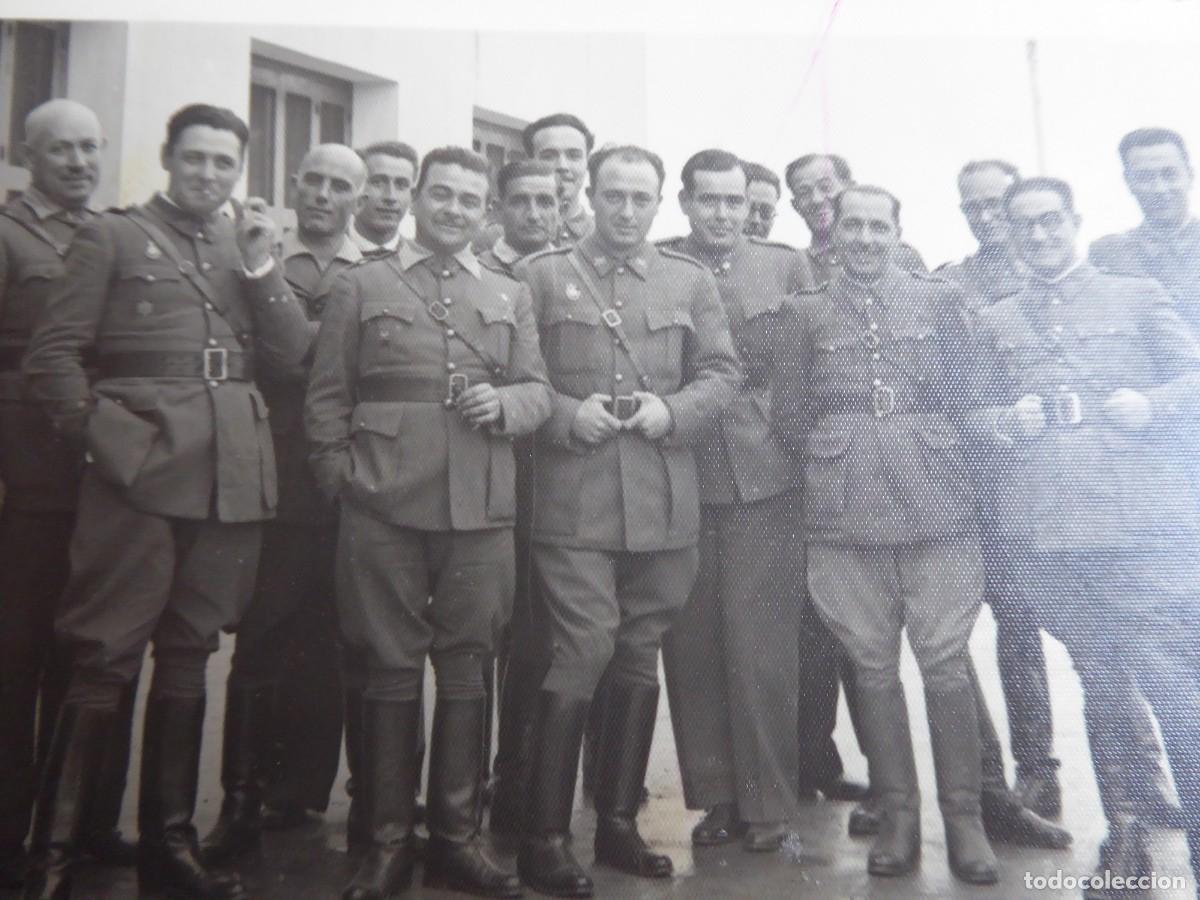 Militaria: Fotograf&iacute;a oficiales polic&iacute;a ind&iacute;gena del ej&eacute;rcito espa&ntilde;ol.