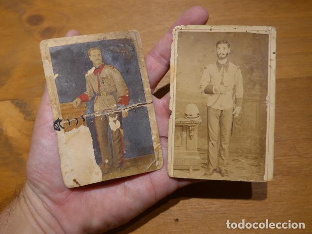 Militaria: Lote de 2 antiguas fotografias originales de militares espa&ntilde;oles en Manila, Guerra de Filipinas.