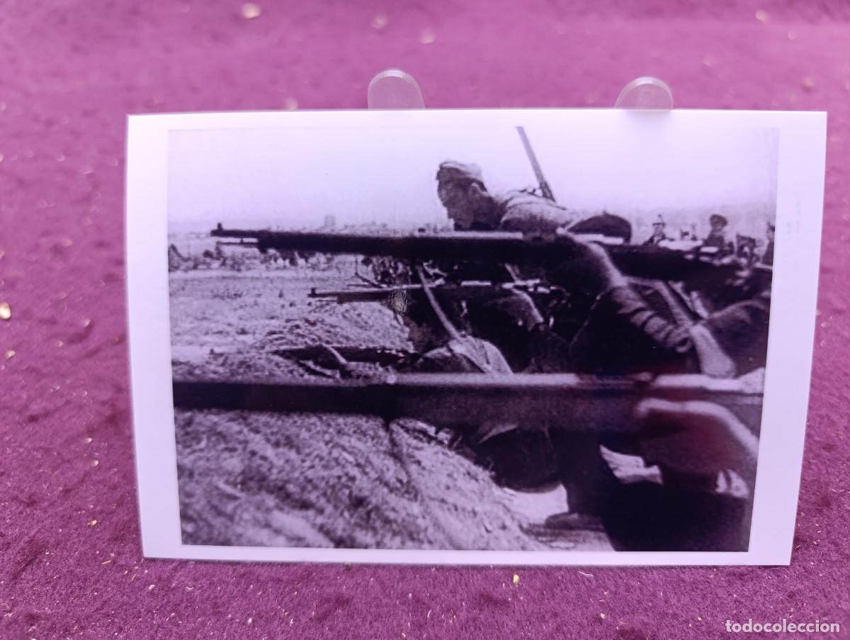 Militaria: Antigua fotograf&iacute;a de Archivo, Guerra Civil, tiradores republicanos, Guadalajara, sello al dorso