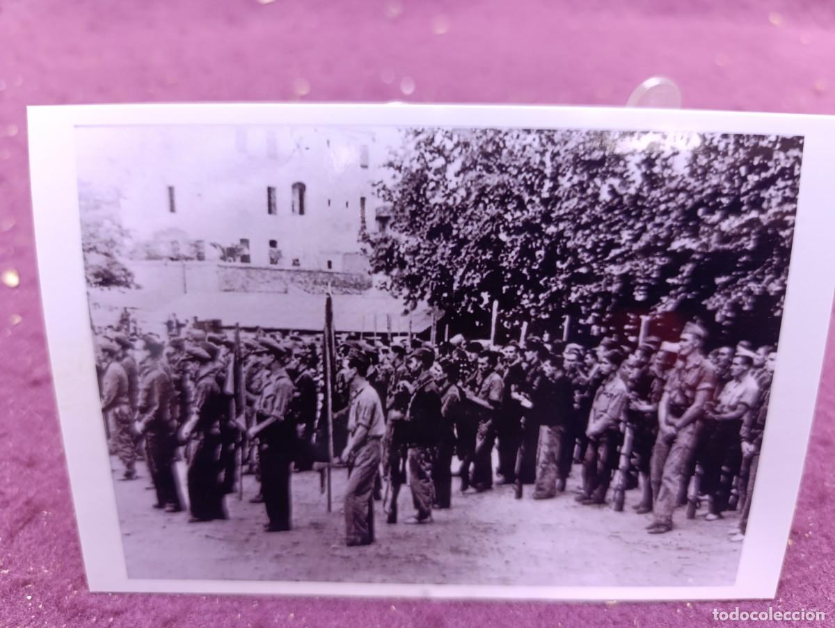 Militaria: Antigua fotograf&iacute;a de Archivo, Guerra Civil, Tropas Nacionalistas, Tortosa, Tarragona, sello al dors