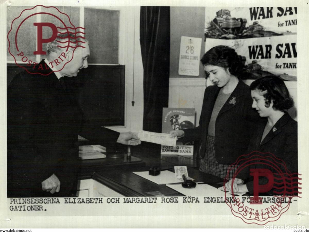 Militaria: WW2 PRINCESSES ELIZABETH AND MARGARET ROSE BUY ENGLISH WAR OBLIGATION 20*15cm PRESSENS BILD SWEDEN