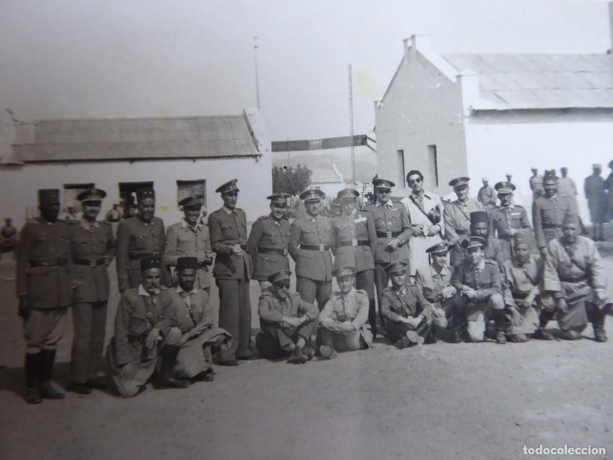 Militaria: Fotograf&iacute;a soldados Regulares.