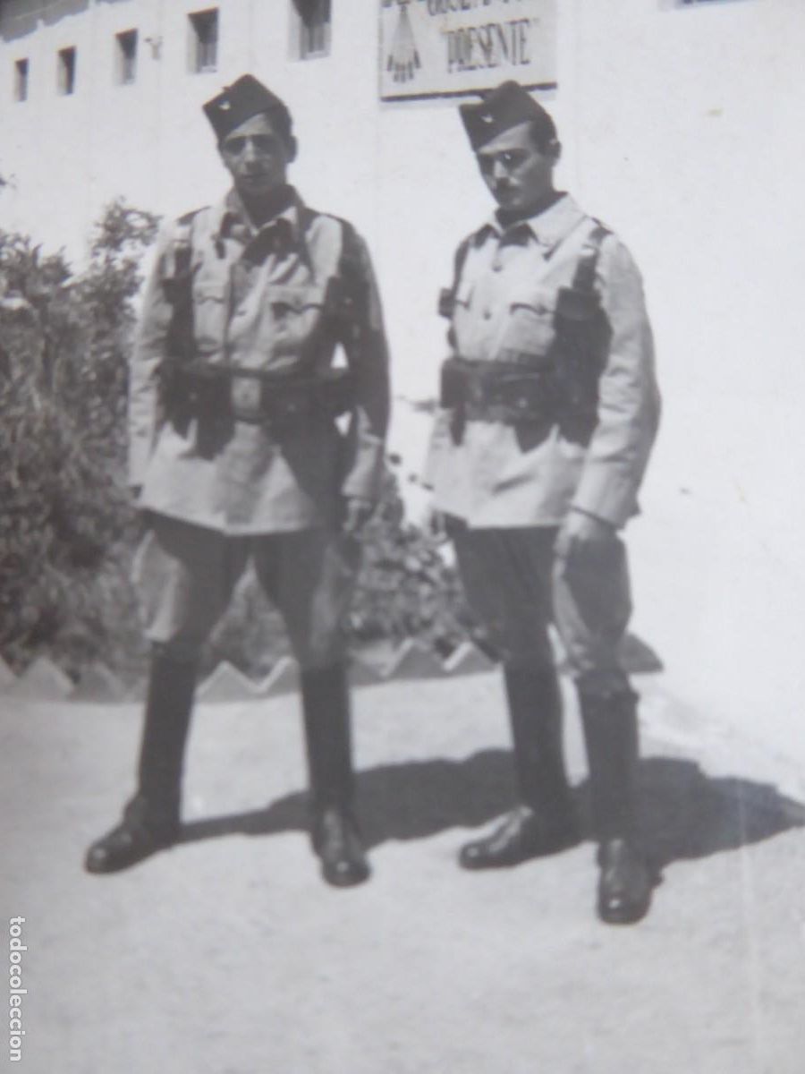 Militaria: Fotograf&iacute;a soldados Regulares.