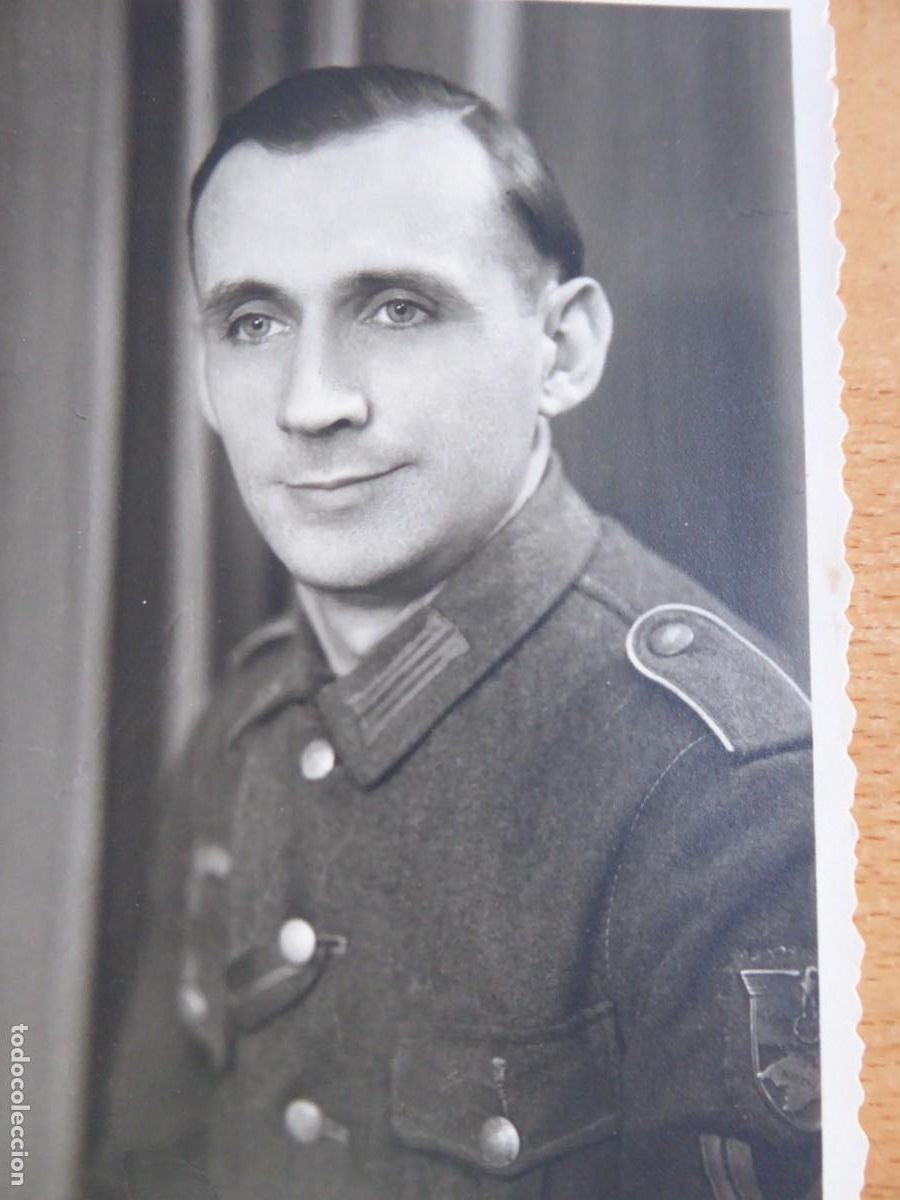 Militaria: Fotograf&iacute;a cabo 1&ordm; del ej&eacute;rcito alem&aacute;n. Wehrmacht Krimschild Krim